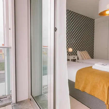 25 - Seaside Retreat