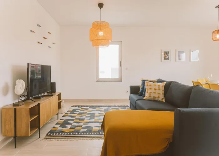25 - Seaside Retreat Peniche
